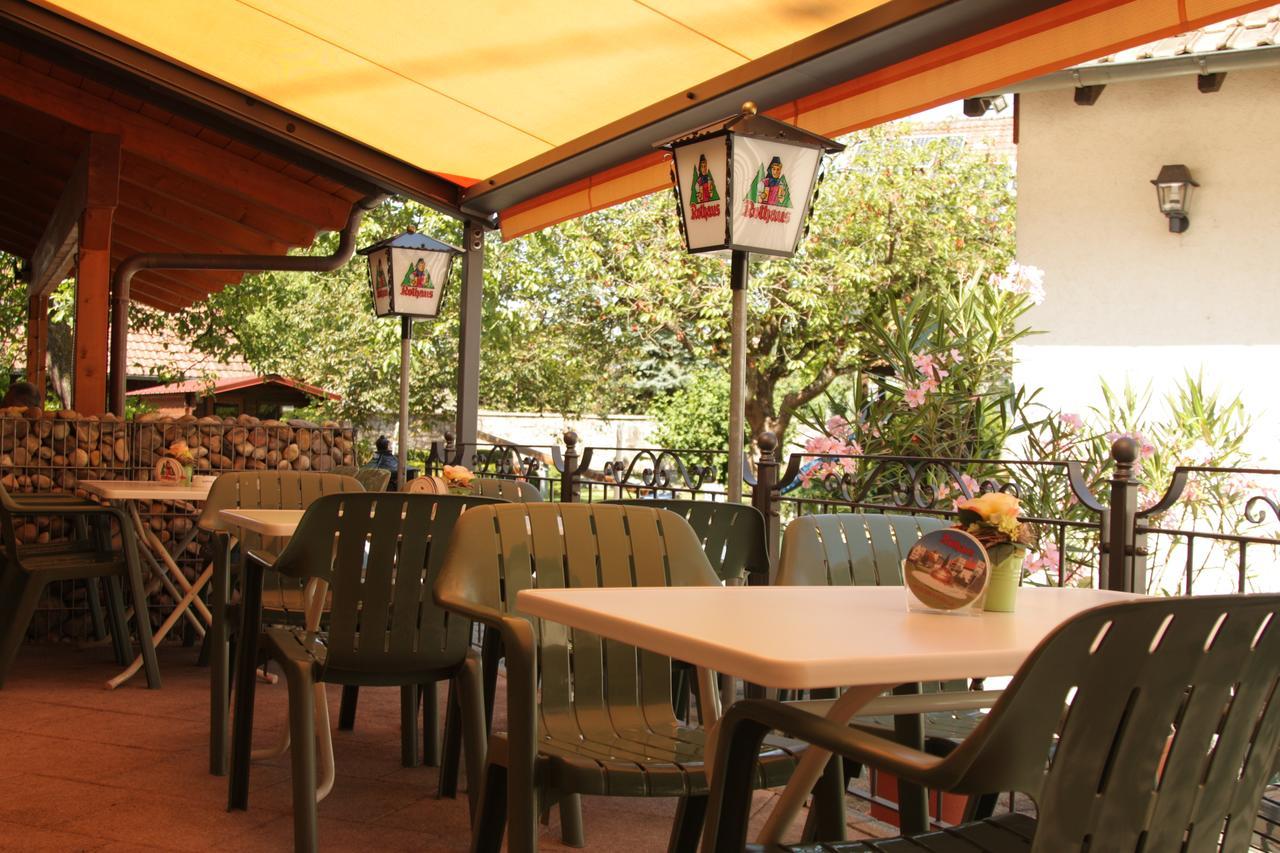 Hotel-Gasthaus Engel Luttingen Laufenburg Bagian luar foto
